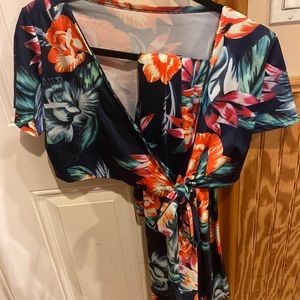 Hawiian 2 Piece Skirt set